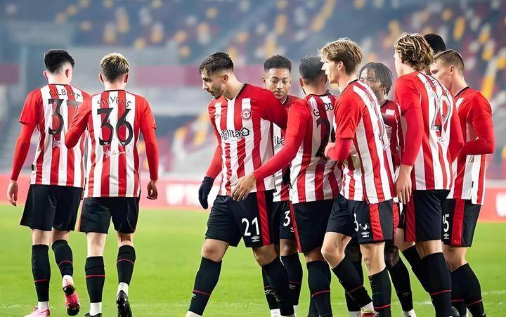 爱游戏app-包含莱比锡红牛队锋线拦截，客场战平对手的词条