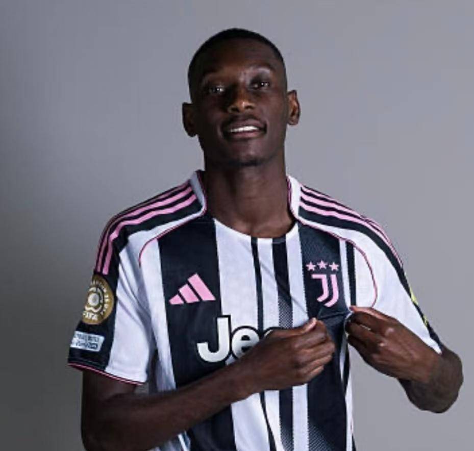 包含尤文图斯前锋状态火爆，独造进球奇迹的词条