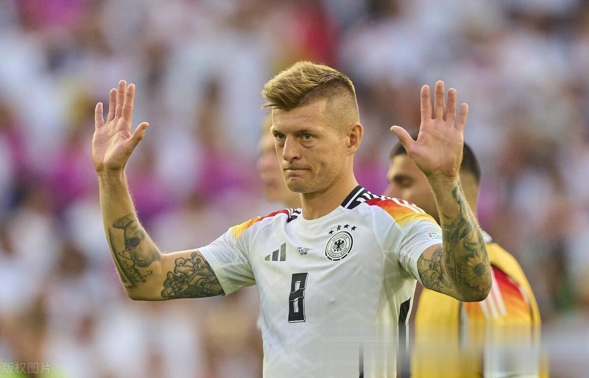 爱游戏官网登录网址-德国国家足球队在预选赛中崭露头角