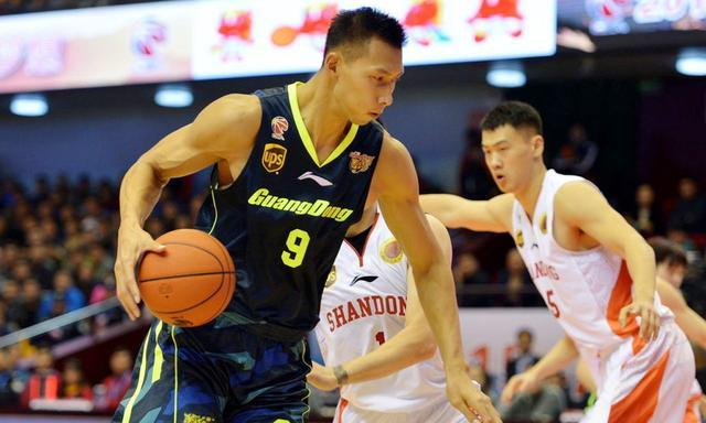 爱游戏网站-成都男篮再掌握胜机，取得连胜的简单介绍