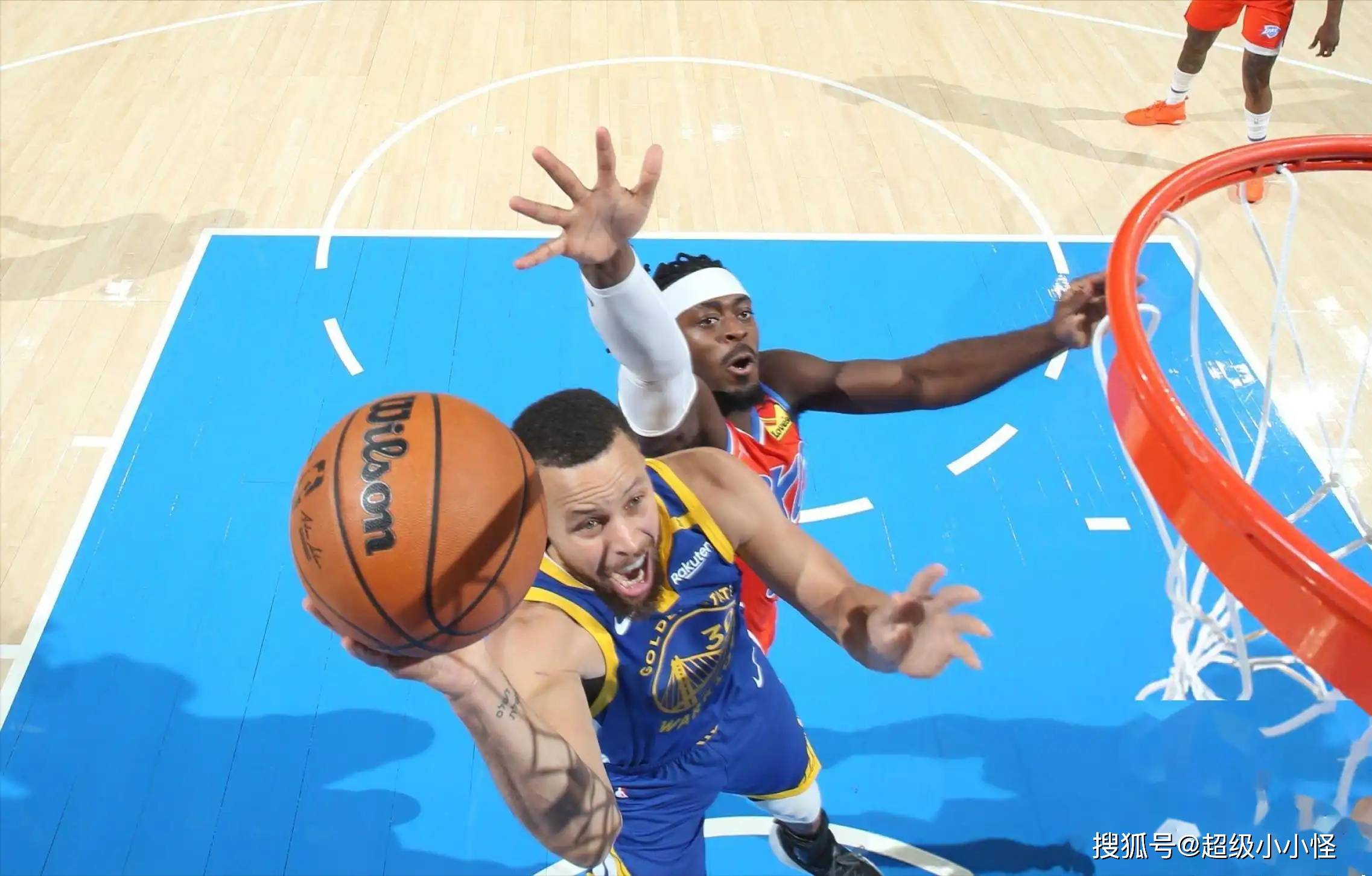 勇士逆转雷霆，克莱表现神勇砍下分的简单介绍