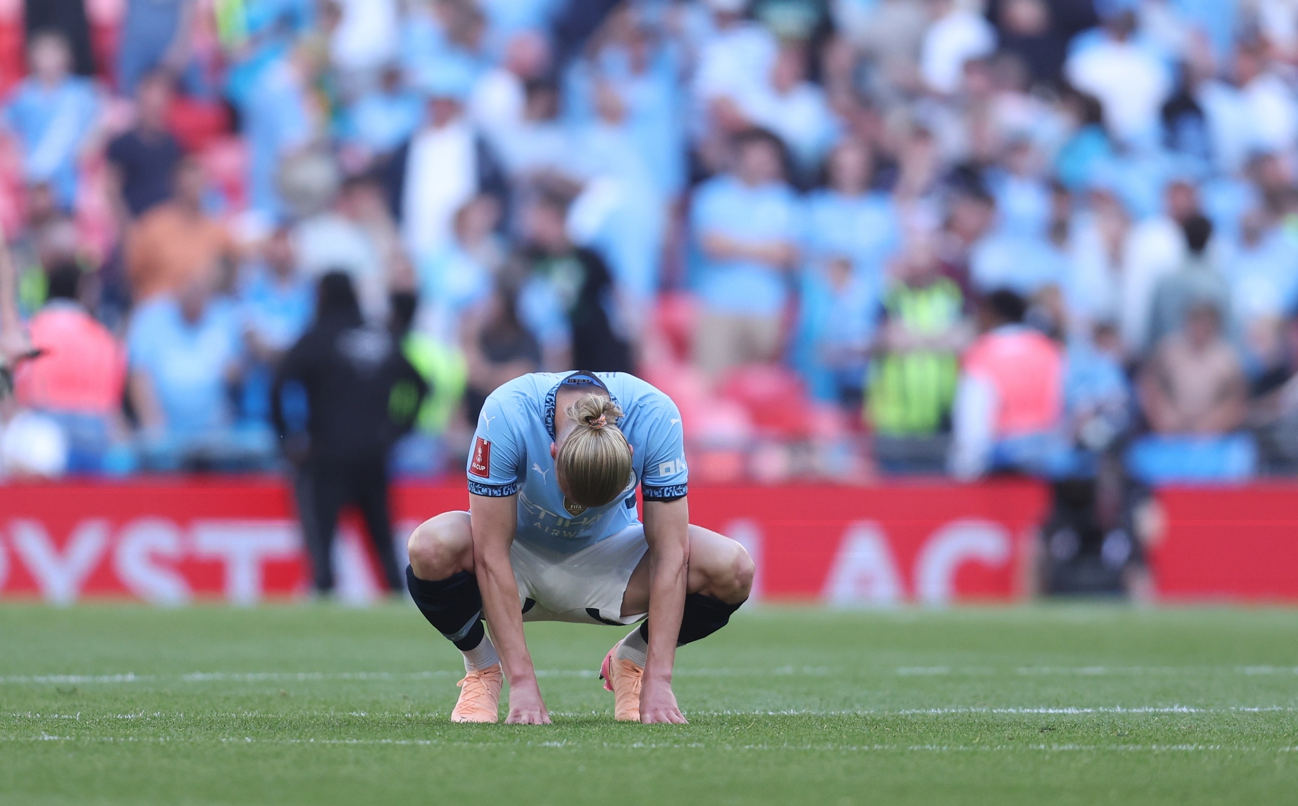 爱游戏平台-曼城主场大胜桑德兰，继续巩固榜首位置的简单介绍