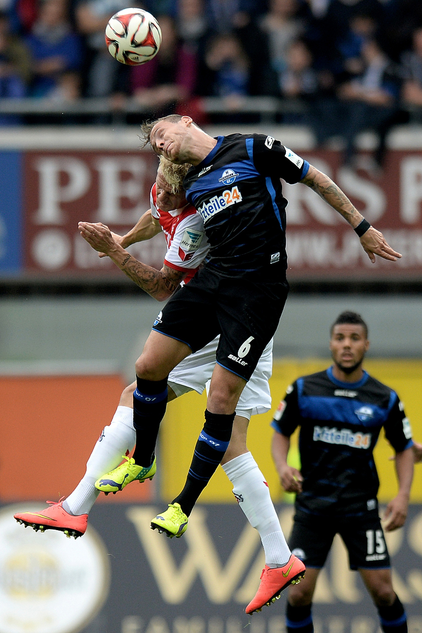 爱游戏官方-关于汉诺威客场奋力拼搏，不败保持联赛排名的信息