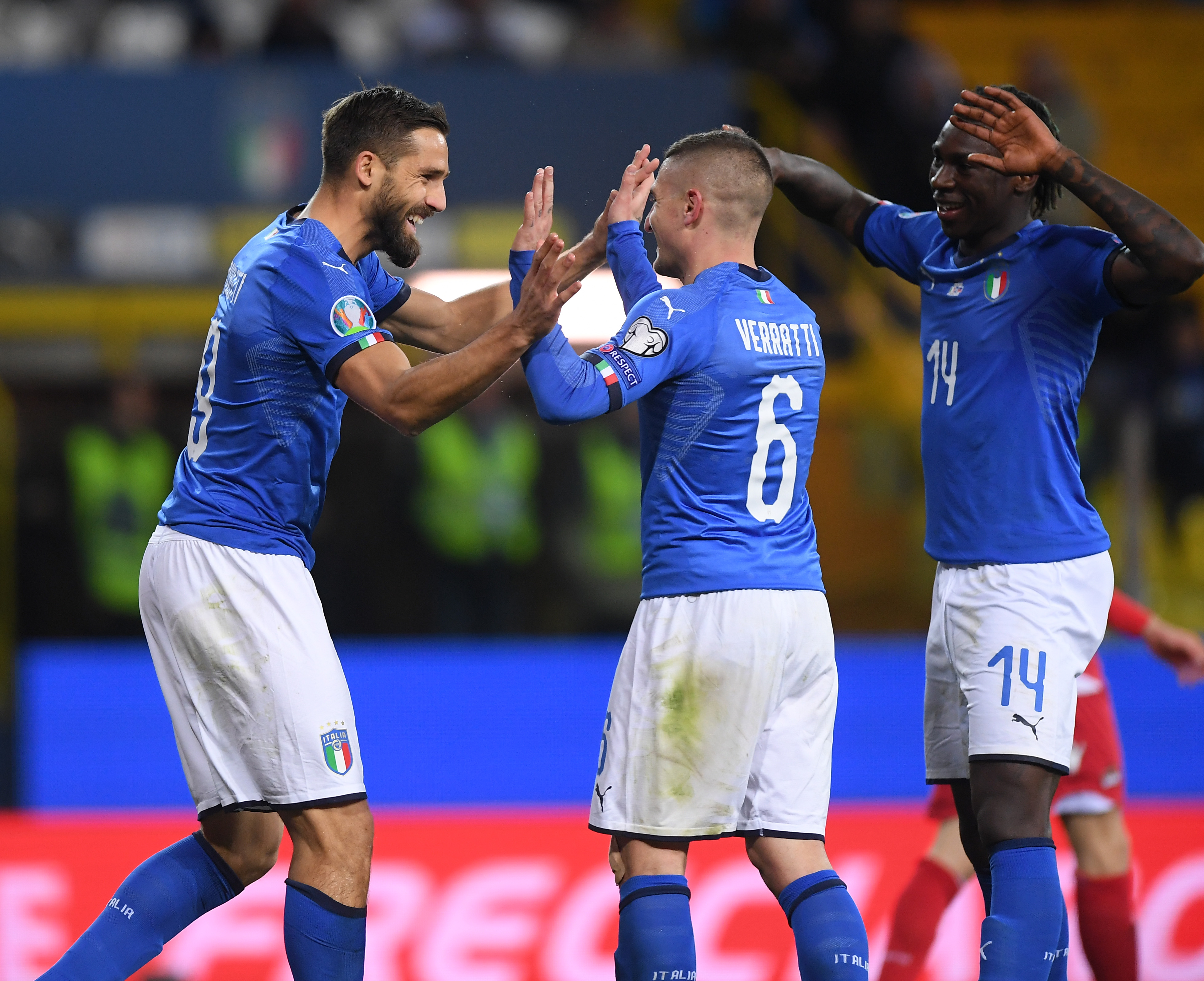 爱游戏官方-热爱足球！欧洲国家预选赛热火朝天进行中的简单介绍